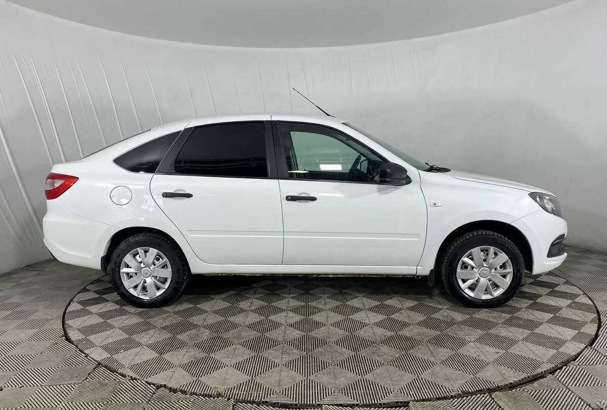 Lada (ВАЗ) Granta б/у, 2019, Механическая. Фото: #3