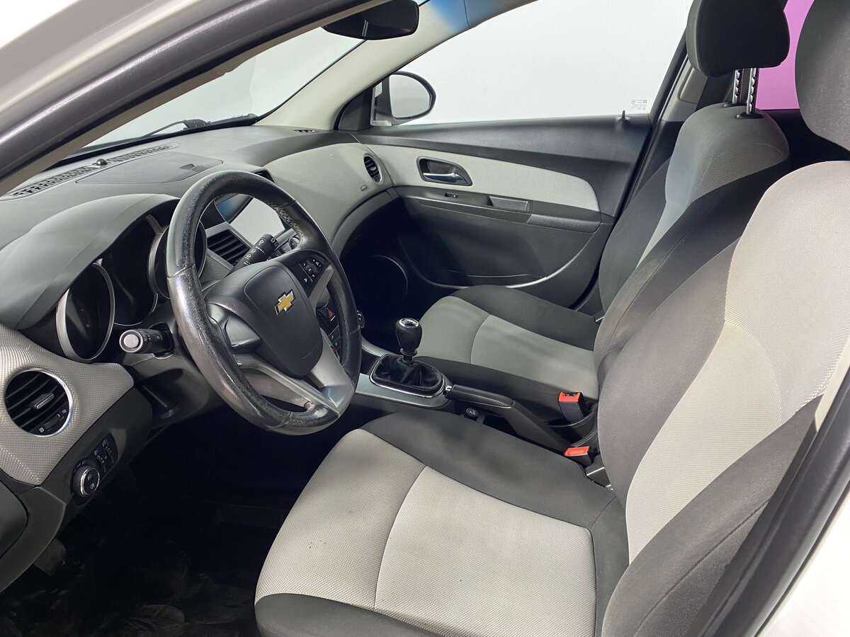 Chevrolet Cruze б/у, 2012, Механическая. Фото: #5
