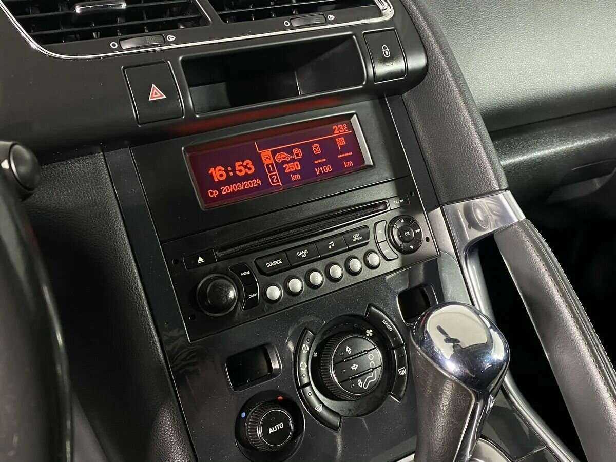 Пежо 3008 б/у, 2012, Автоматическая. Фото: #10