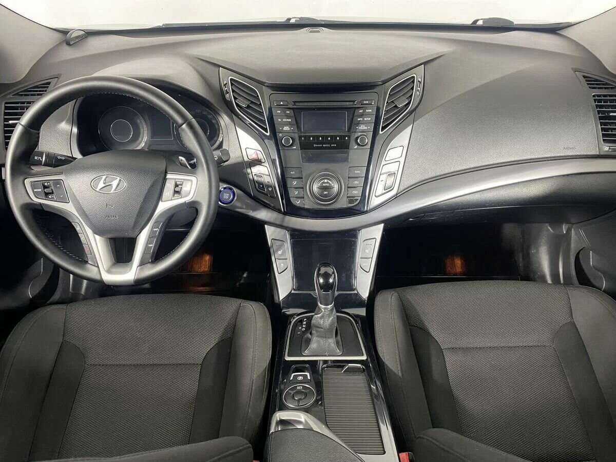 Hyundai i40 б/у, 2013, Автоматическая. Фото: #8
