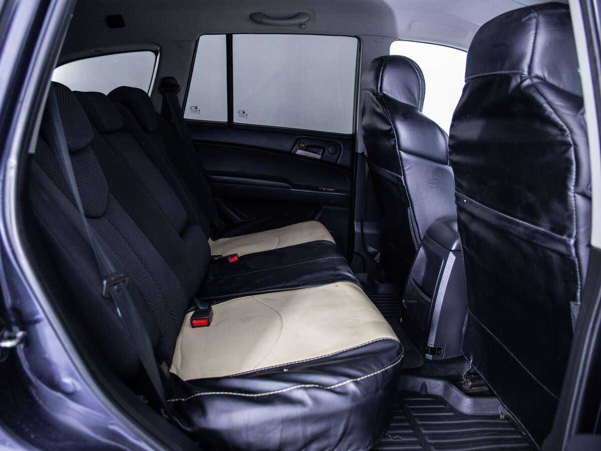 SsangYong Kyron б/у, 2013, Механическая. Фото: #8