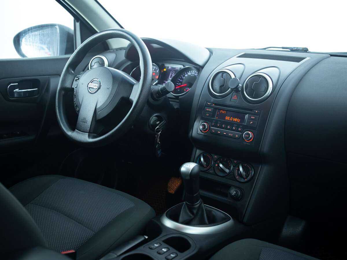 Nissan Qashqai б/у, 2012, Механическая. Фото: #10