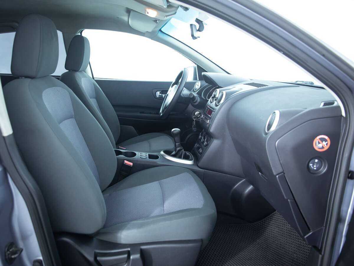 Nissan Qashqai б/у, 2012, Механическая. Фото: #11