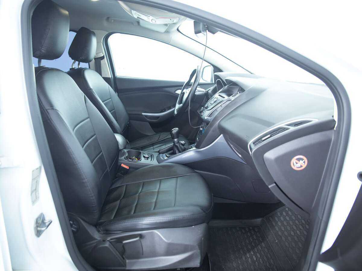 Ford Focus б/у, 2012, Механическая. Фото: #15