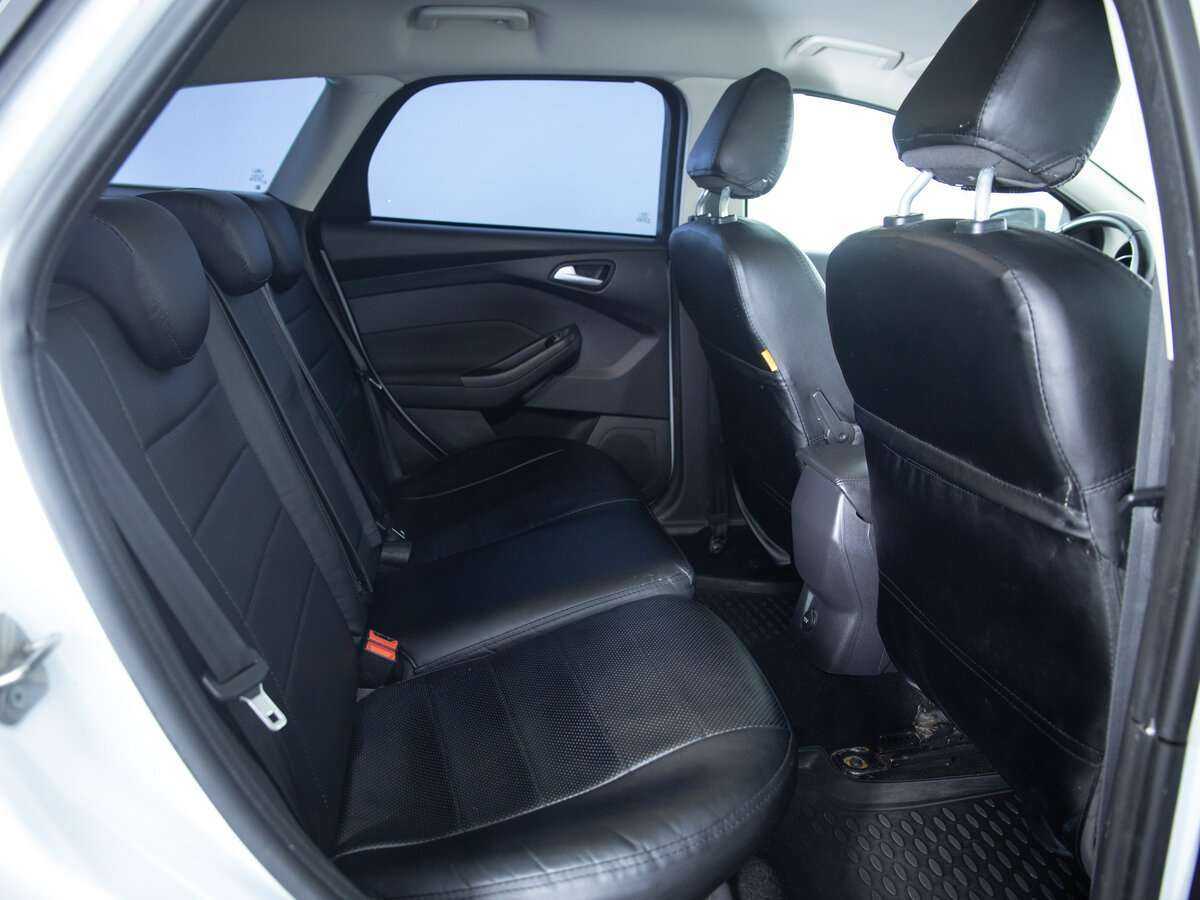 Ford Focus б/у, 2012, Механическая. Фото: #16