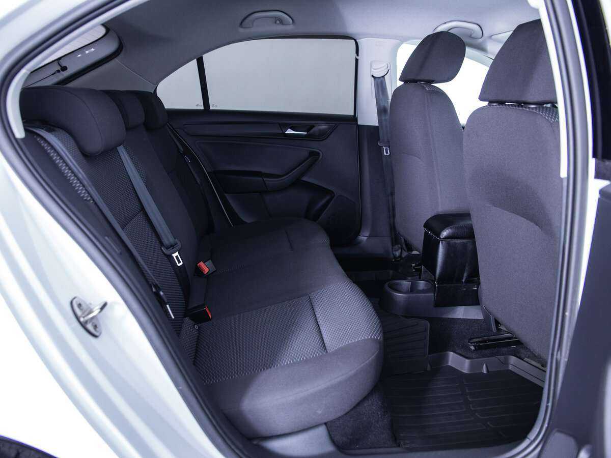 Volkswagen Polo б/у, 2020, Механическая. Фото: #16