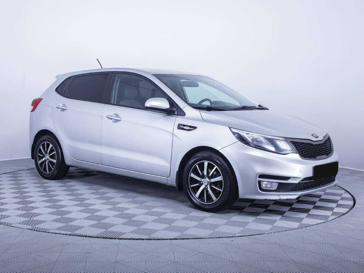 Kia Rio б/у, 2017, Автоматическая. Фото: #2
