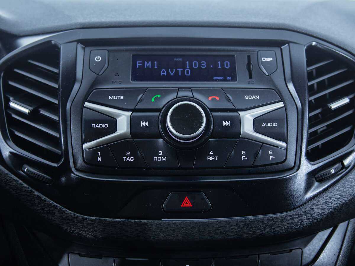 Lada (ВАЗ) Vesta б/у, 2018, Механическая. Фото: #15