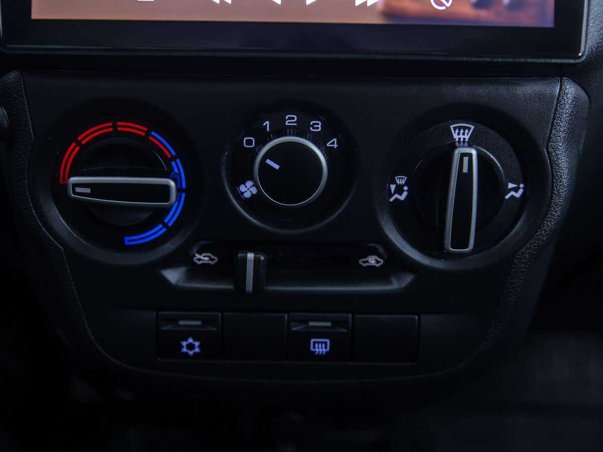 Lada (ВАЗ) Granta б/у, 2023, Механическая. Фото: #13