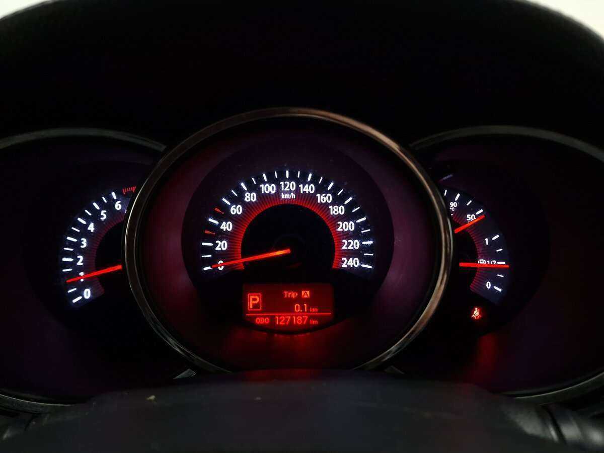 Kia Sorento б/у, 2012, Автоматическая. Фото: #4