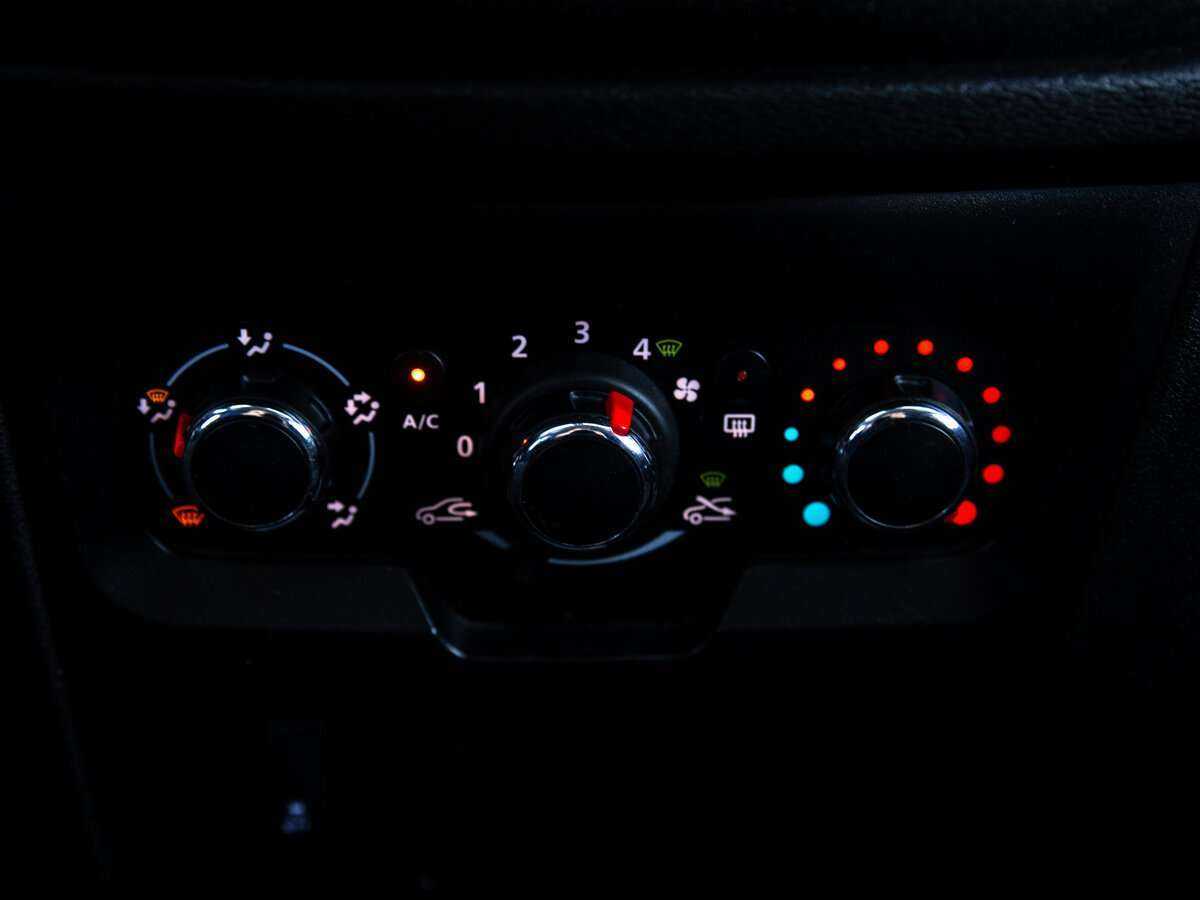 Lada (ВАЗ) XRAY б/у, 2017, Механическая. Фото: #17