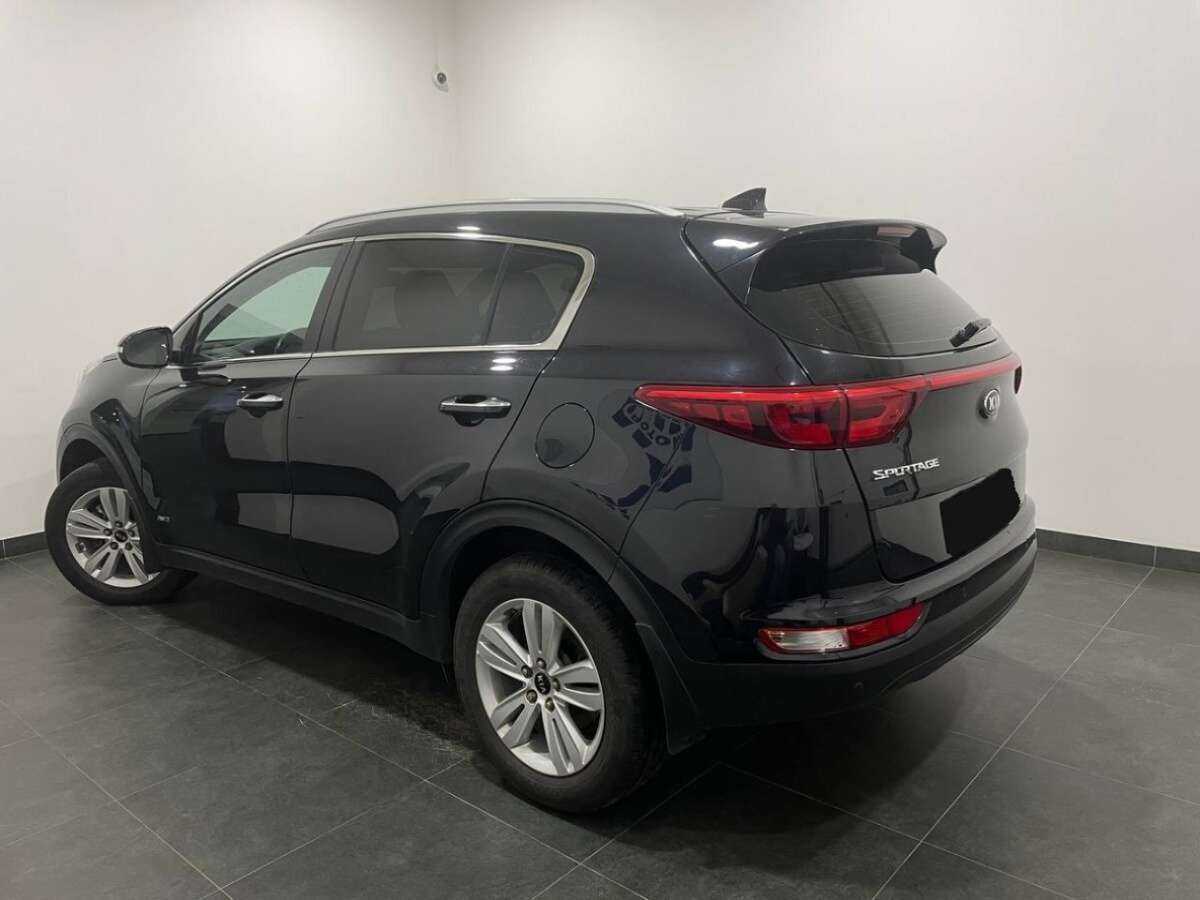 Kia Sportage б/у, 2016, Механическая. Фото: #2