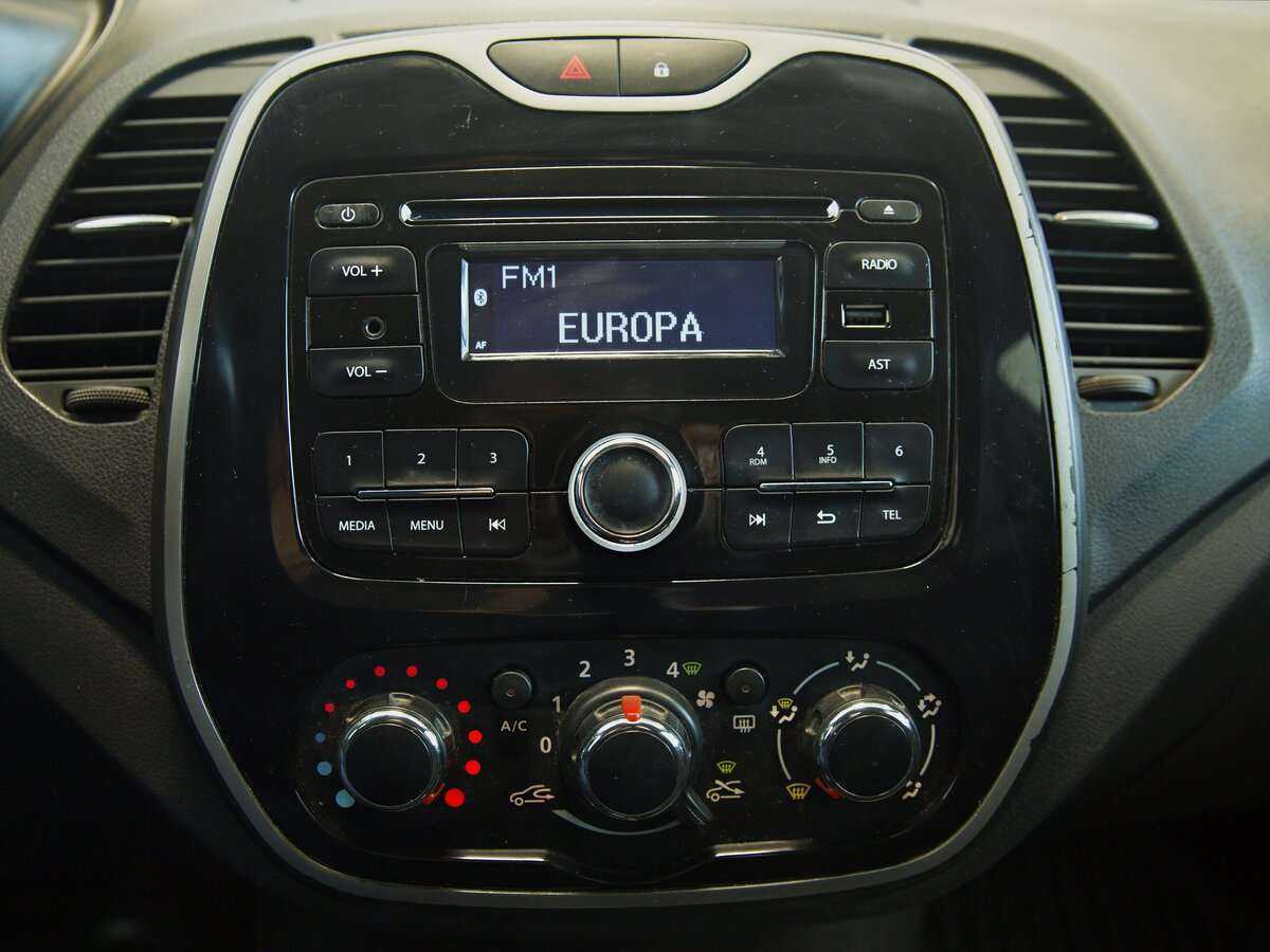 Renault Kaptur б/у, 2016, Вариатор. Фото: #5