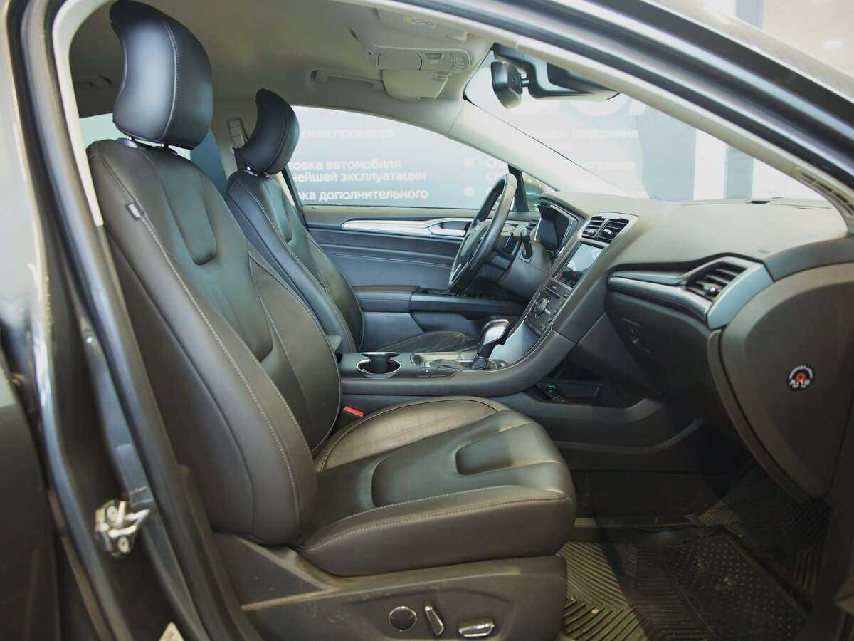 Ford Mondeo б/у, 2017, Автоматическая. Фото: #4