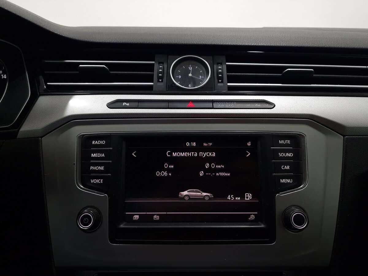Volkswagen Passat б/у, 2015, Роботизированная. Фото: #6