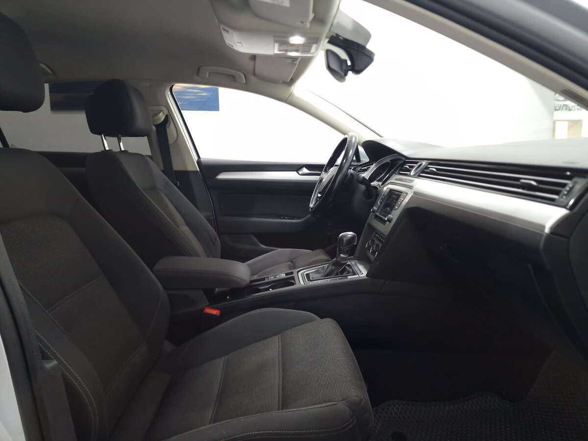 Volkswagen Passat б/у, 2015, Роботизированная. Фото: #15