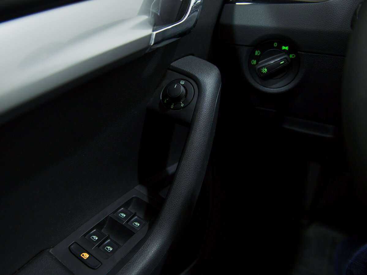 Skoda Octavia б/у, 2019, Механическая. Фото: #9