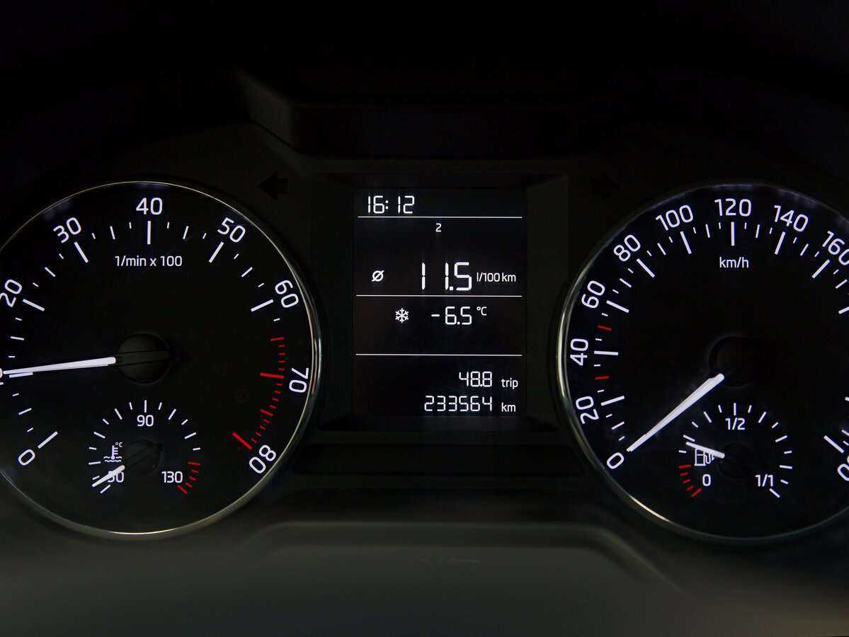 Skoda Octavia б/у, 2014, Механическая. Фото: #9