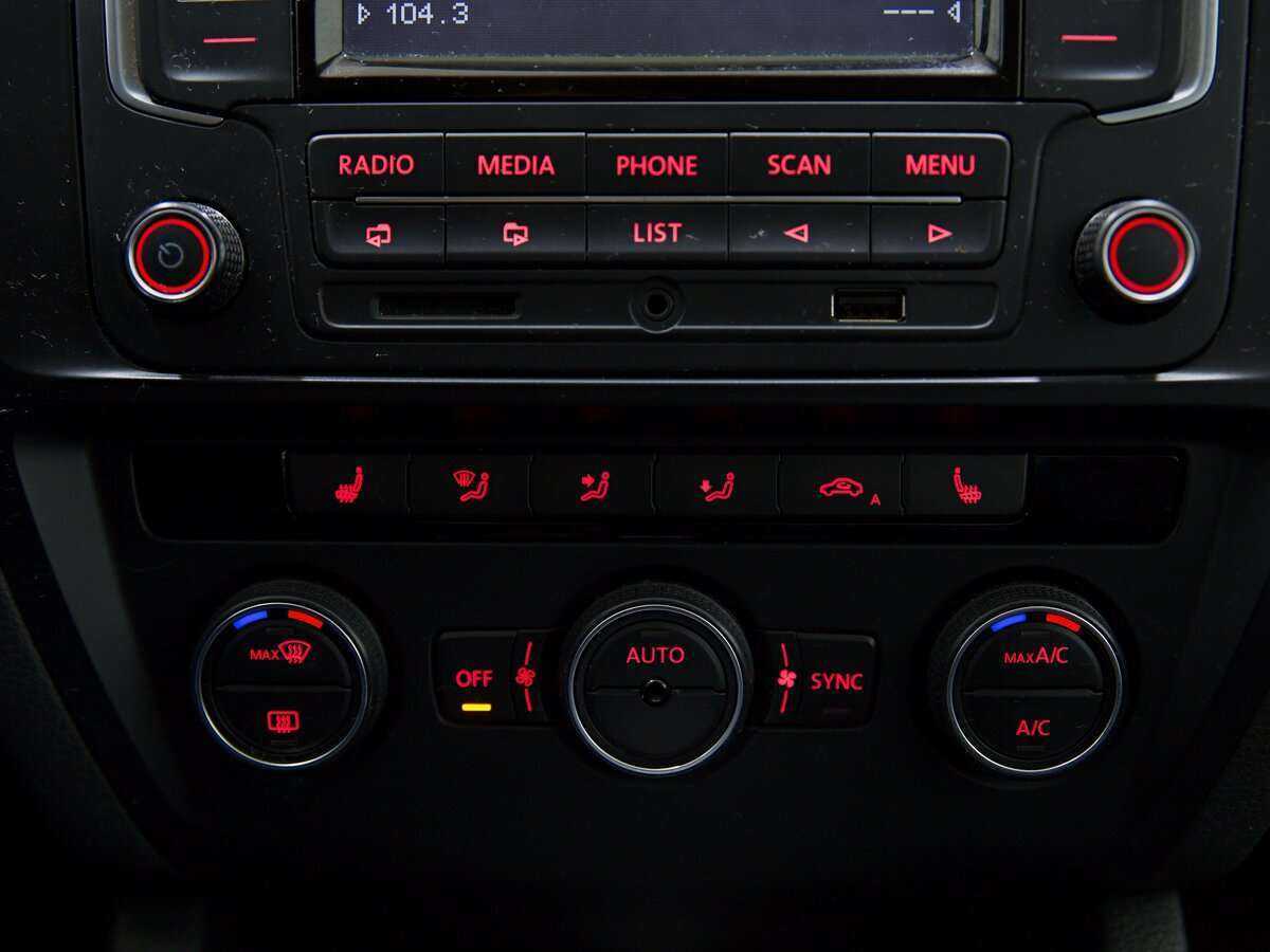 Volkswagen Jetta б/у, 2015, Роботизированная. Фото: #10