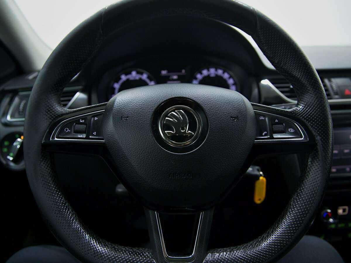 Skoda Rapid б/у, 2017, Роботизированная. Фото: #7