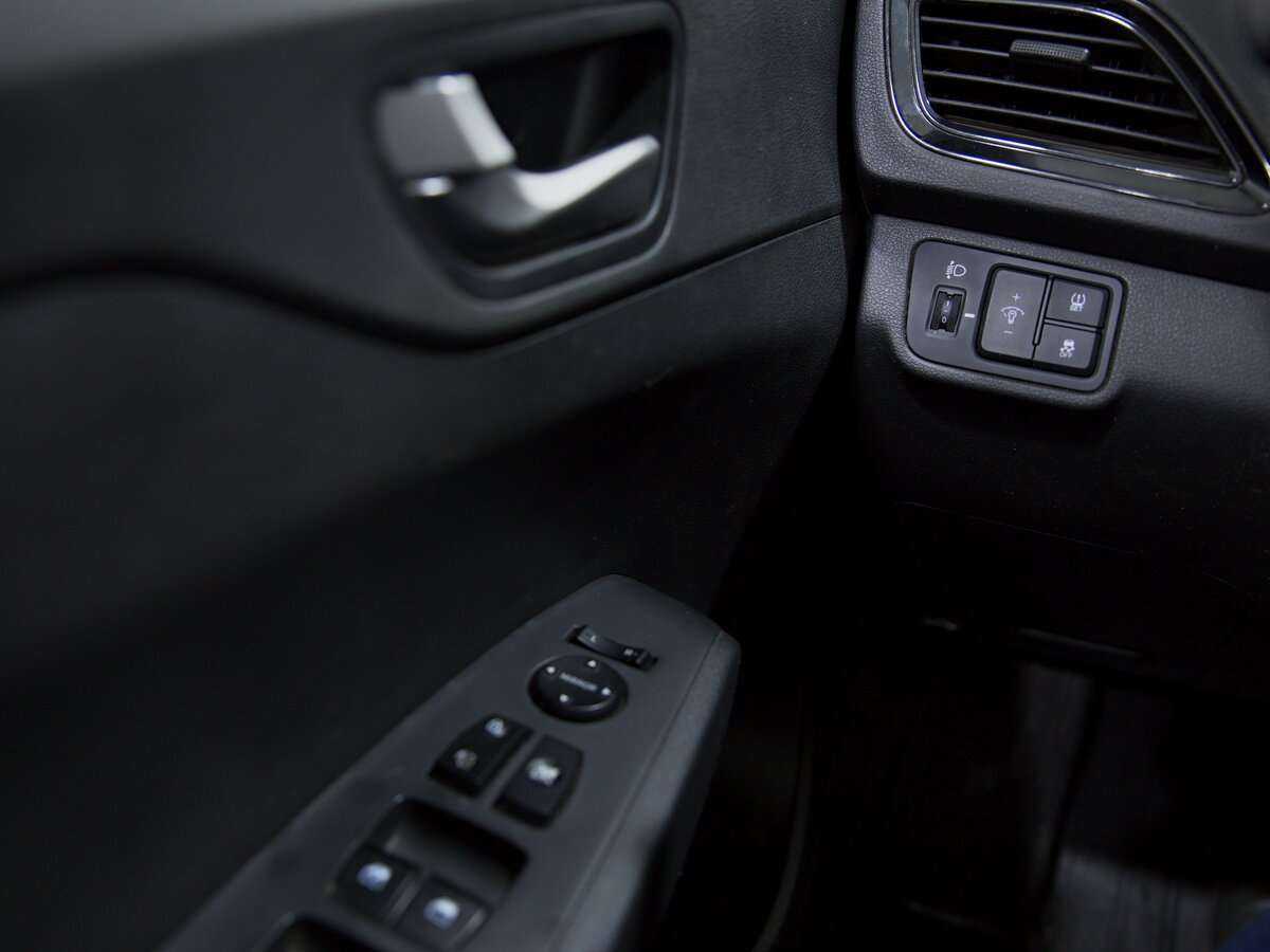 Hyundai Solaris б/у, 2020, Автоматическая. Фото: #7