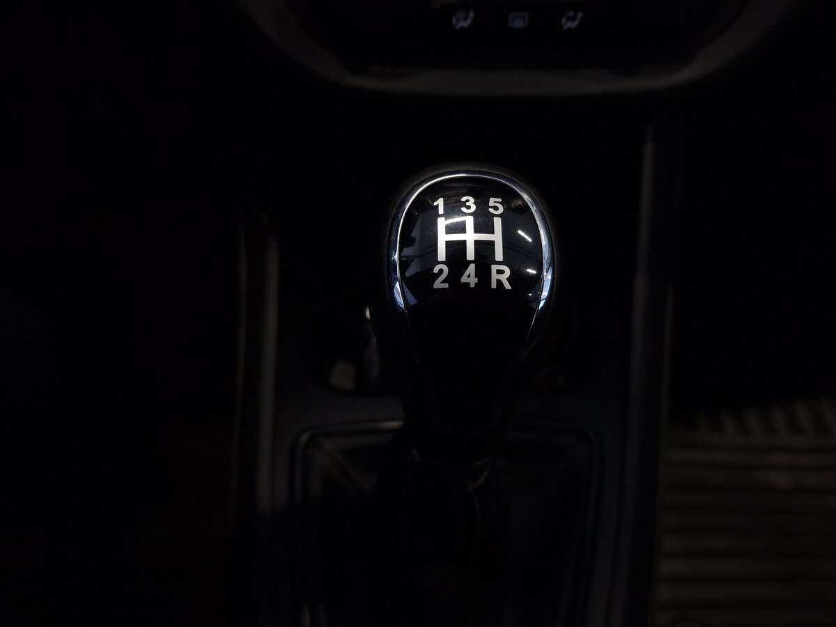 Lada (ВАЗ) Vesta б/у, 2020, Механическая. Фото: #8