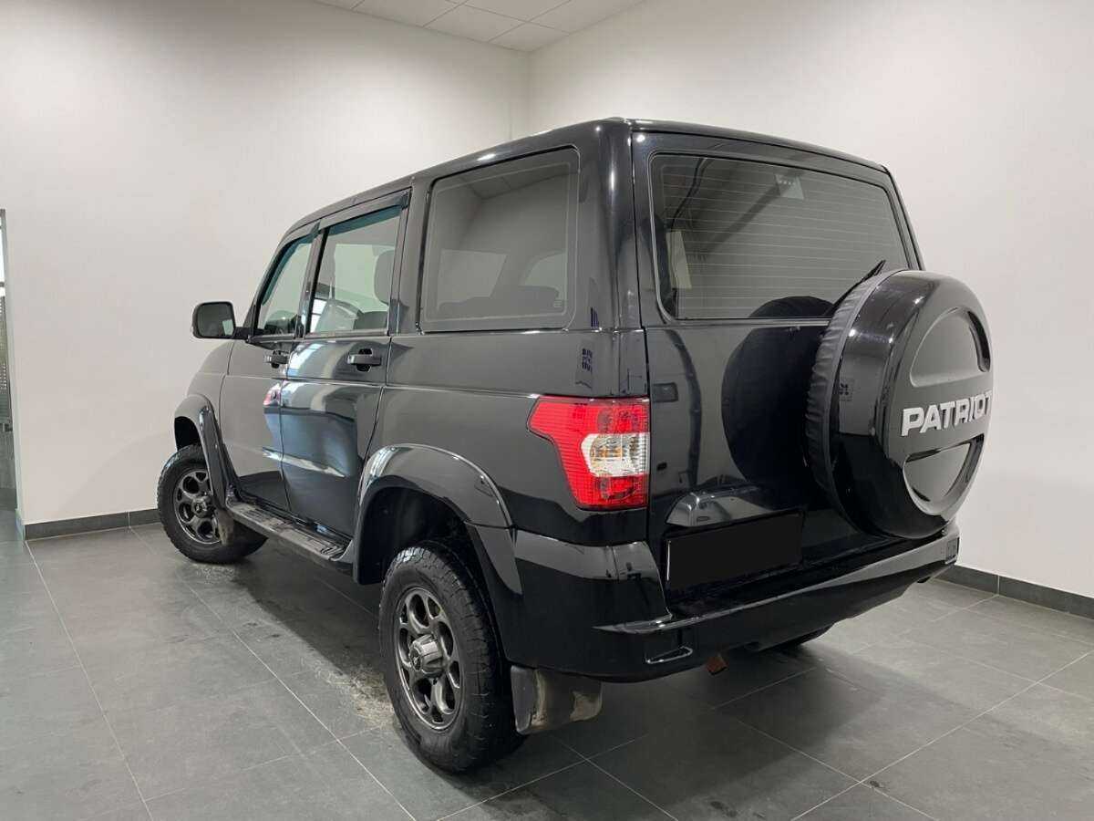 УАЗ Patriot б/у, 2018, Механическая. Фото: #2