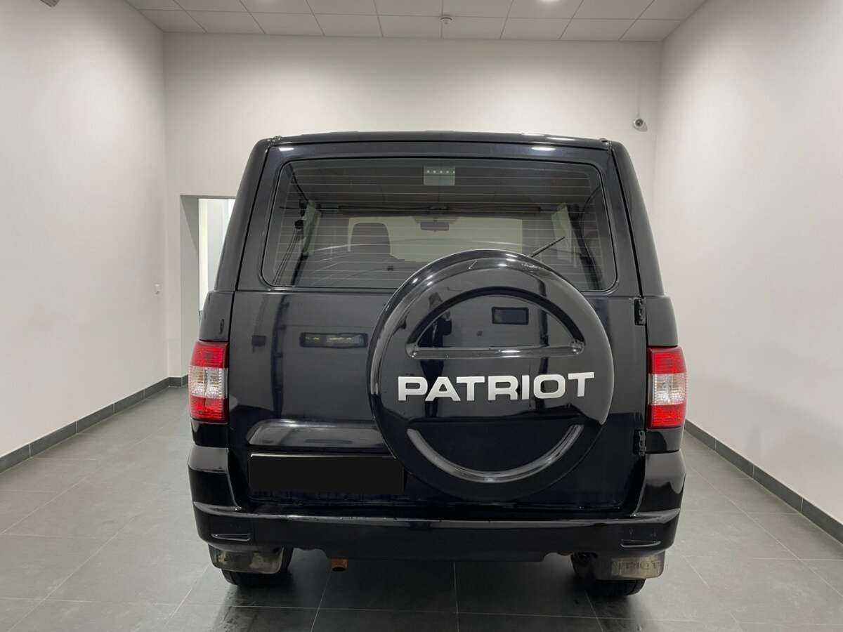 УАЗ Patriot б/у, 2018, Механическая. Фото: #3