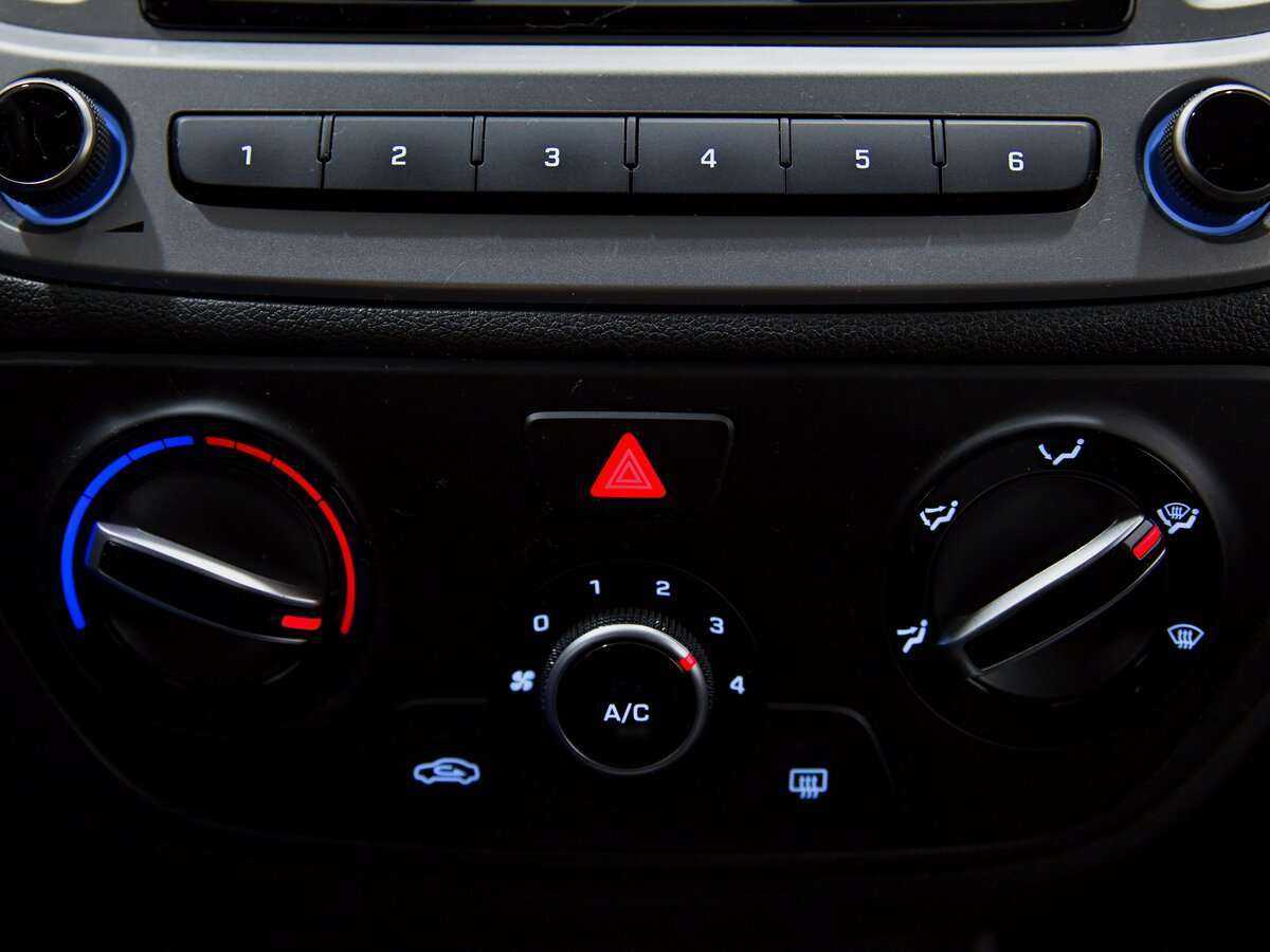 Hyundai Solaris б/у, 2021, Механическая. Фото: #12