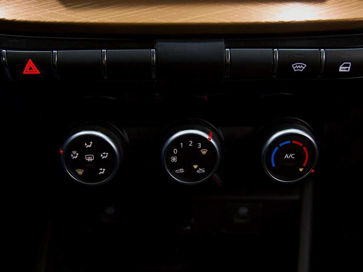 Lada (ВАЗ) Vesta б/у, 2023, Механическая. Фото: #8