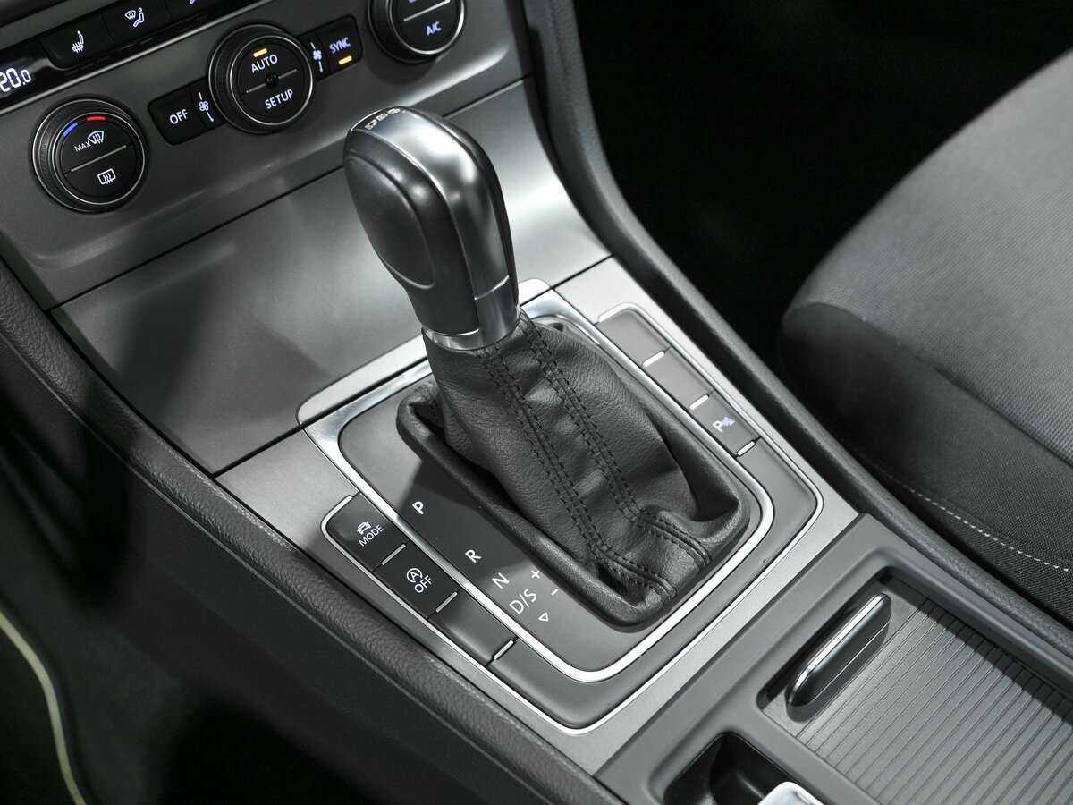 Volkswagen Golf б/у, 2013, Роботизированная. Фото: #10