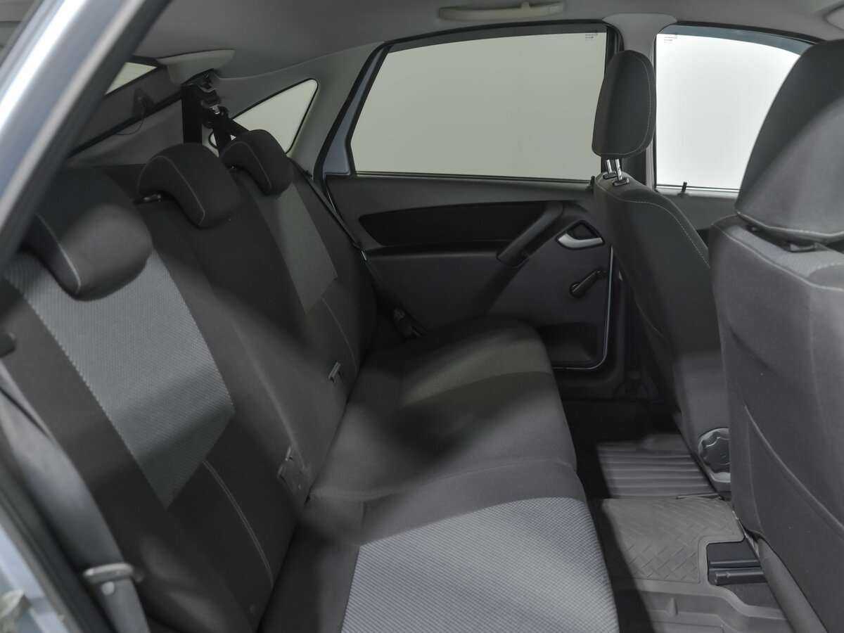 Лада (ВАЗ) Гранта б/у, 2015, Механическая. Фото: #11