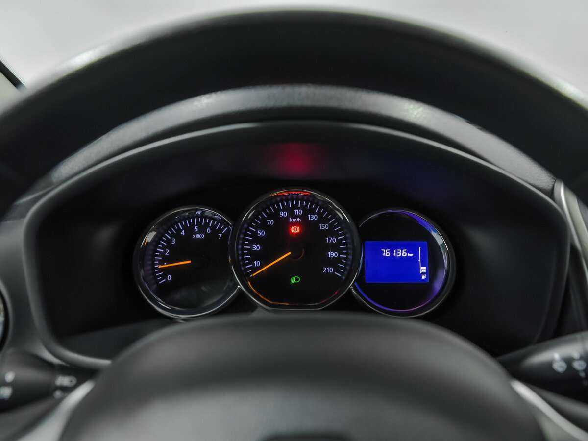 Renault Logan б/у, 2018, Механическая. Фото: #6