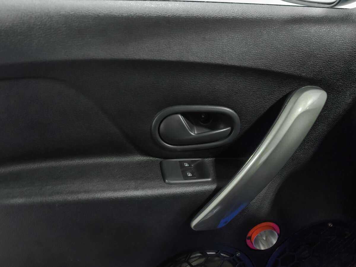 Renault Logan б/у, 2018, Механическая. Фото: #10