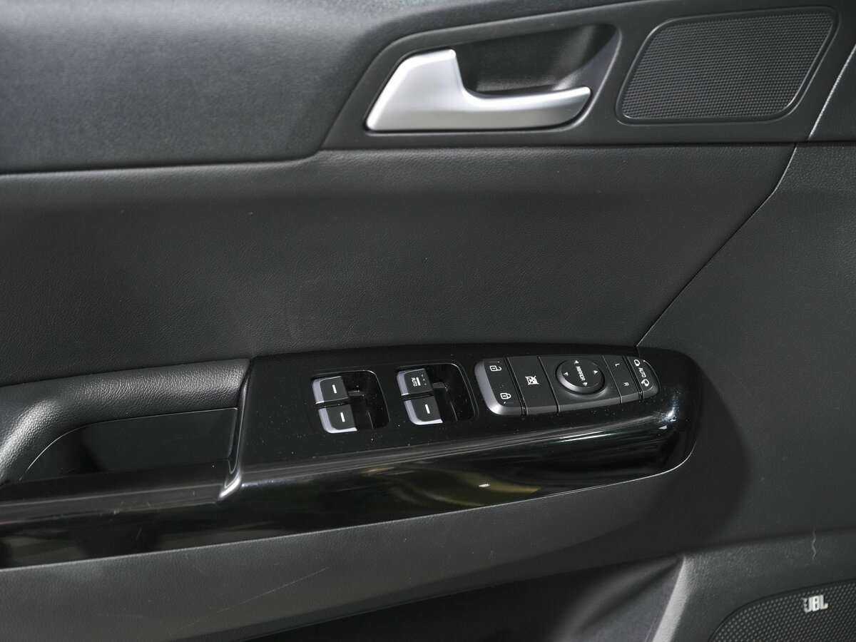 Kia Sportage б/у, 2016, Автоматическая. Фото: #16