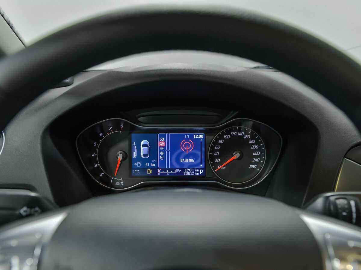 Ford Mondeo б/у, 2012, Роботизированная. Фото: #6