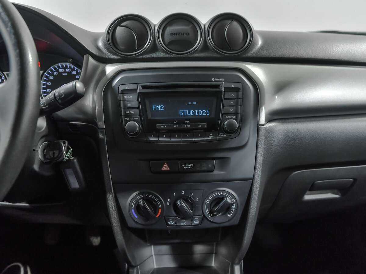 Suzuki Vitara б/у, 2018, Механическая. Фото: #8