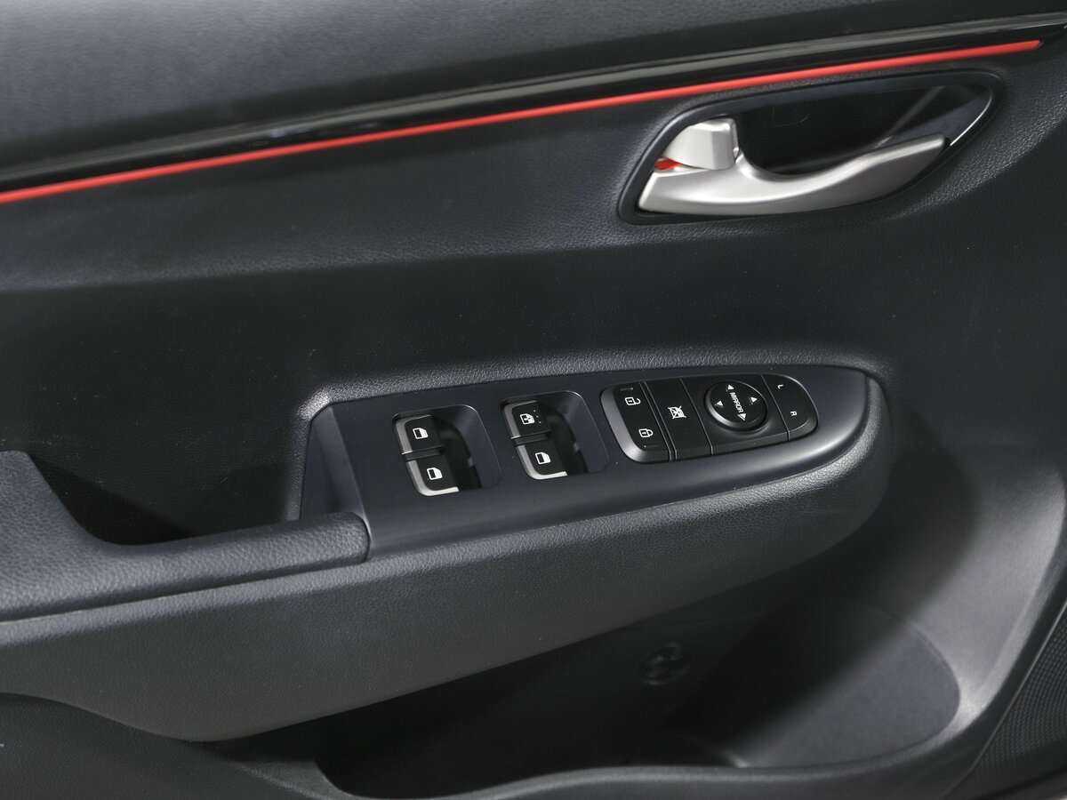 Kia Rio б/у, 2020, Автоматическая. Фото: #15