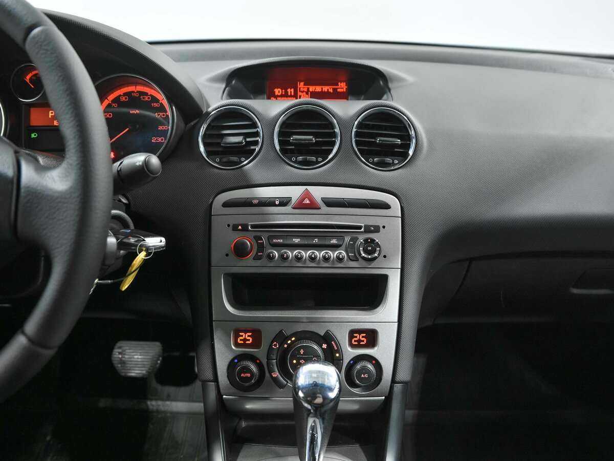 Пежо 408 б/у, 2012, Автоматическая. Фото: #7