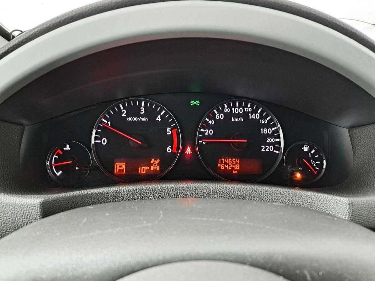 Nissan Pathfinder б/у, 2014, Автоматическая. Фото: #9