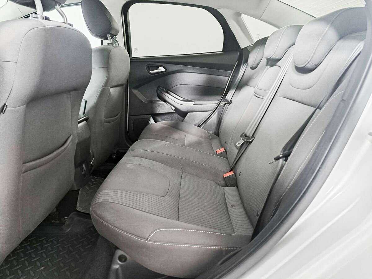 Ford Focus б/у, 2012, Механическая. Фото: #9