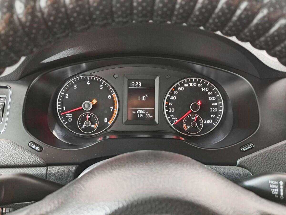 Volkswagen Jetta б/у, 2014, Механическая. Фото: #12