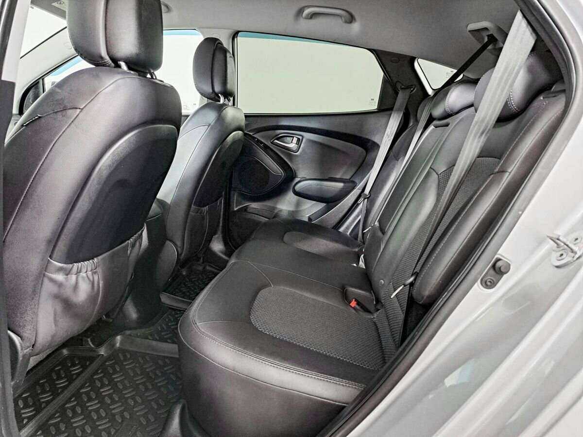 Hyundai ix35 б/у, 2012, Автоматическая. Фото: #9