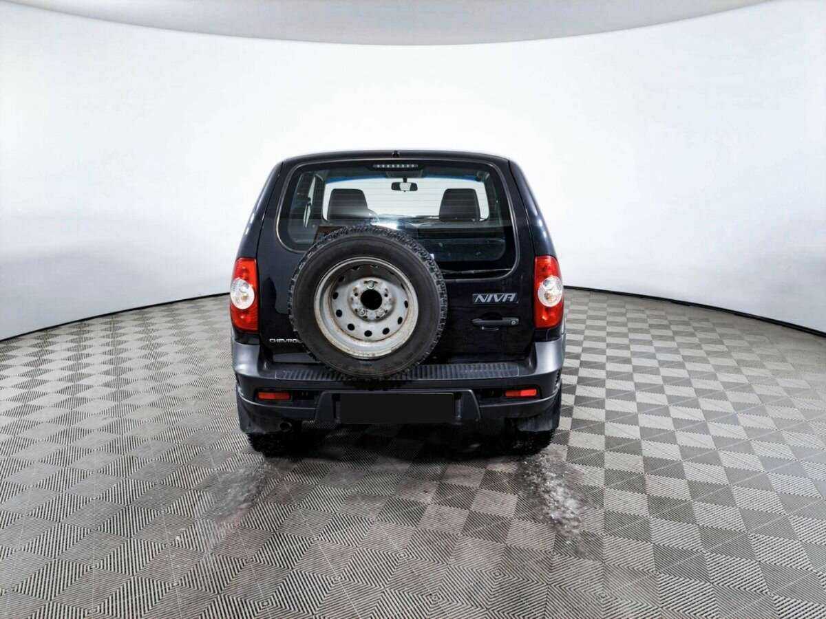 Chevrolet Niva б/у, 2018, Механическая. Фото: #5