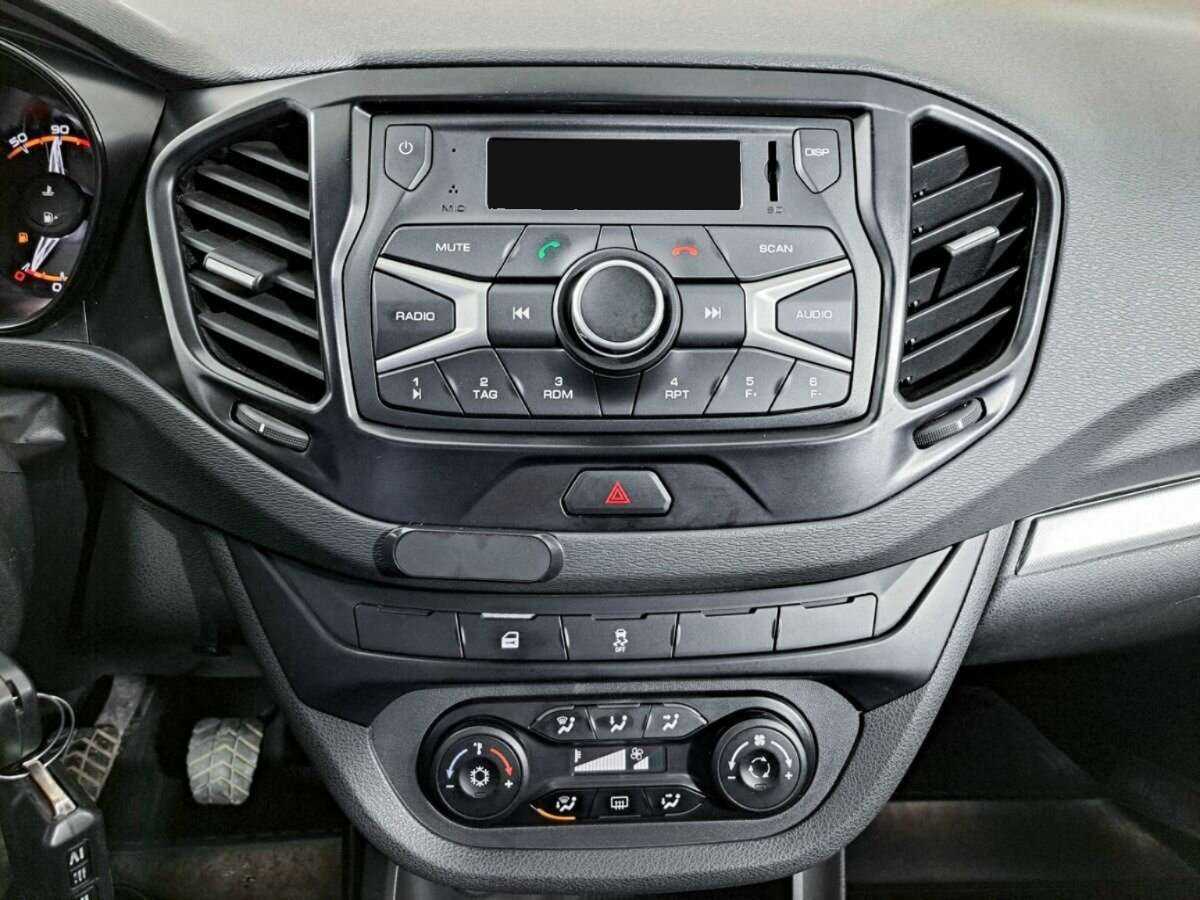 Лада (ВАЗ) Веста б/у, 2020, Механическая. Фото: #14