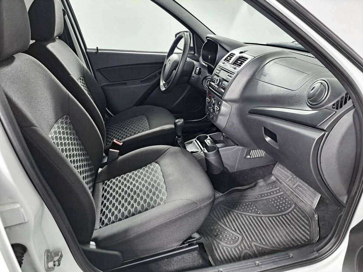 Лада (ВАЗ) Гранта б/у, 2020, Механическая. Фото: #10