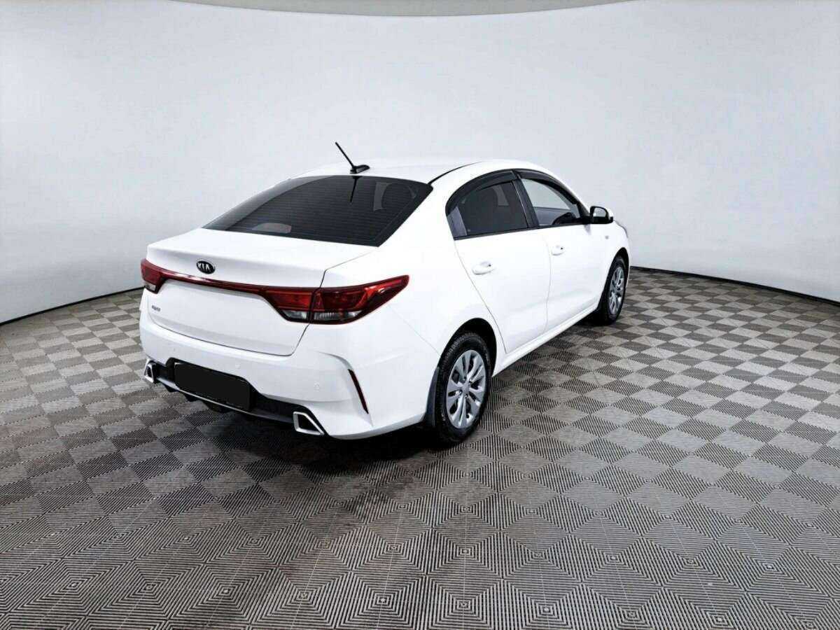 Kia Rio б/у, 2021, Механическая. Фото: #4