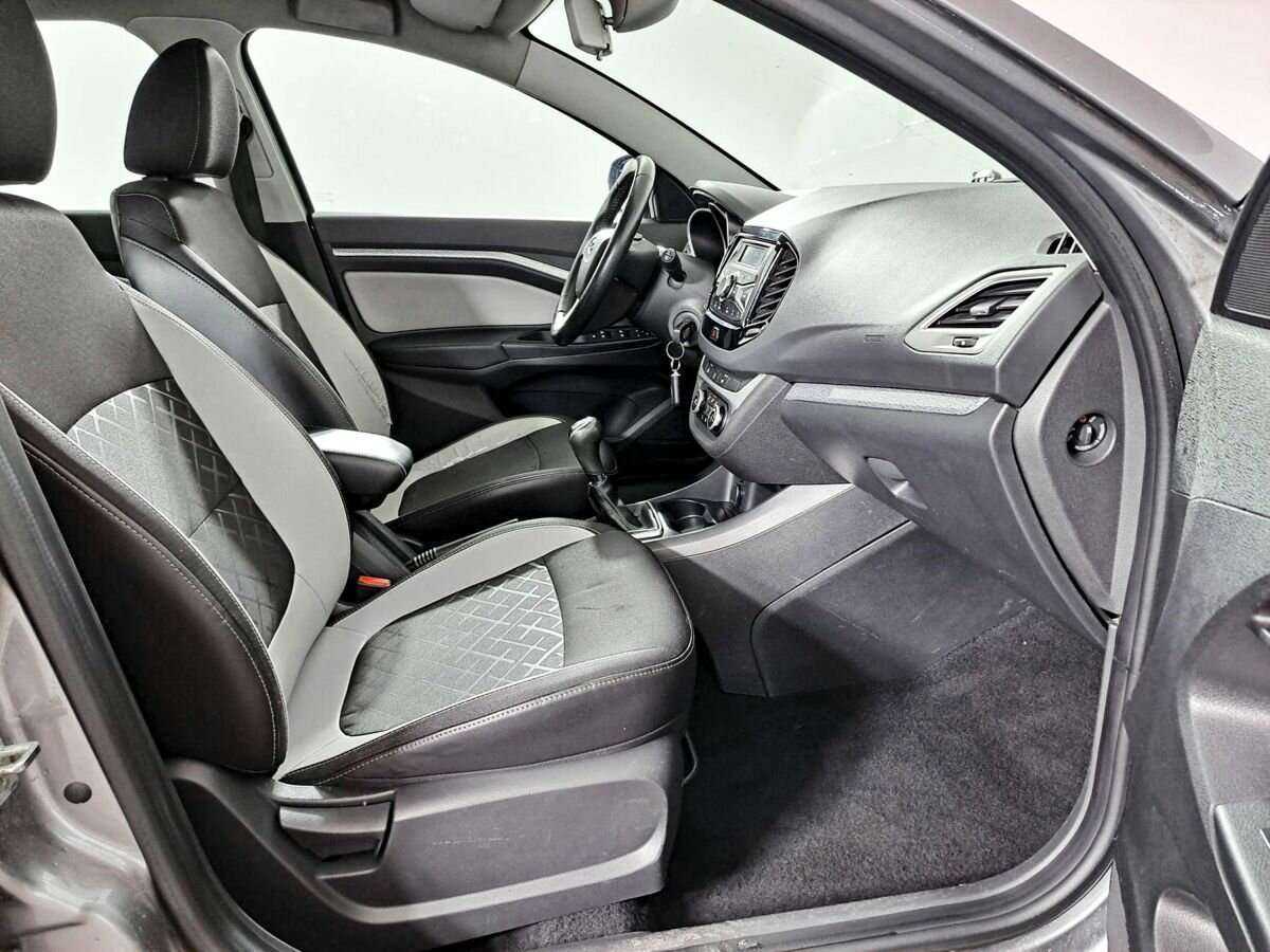 Lada (ВАЗ) Vesta б/у, 2017, Механическая. Фото: #10