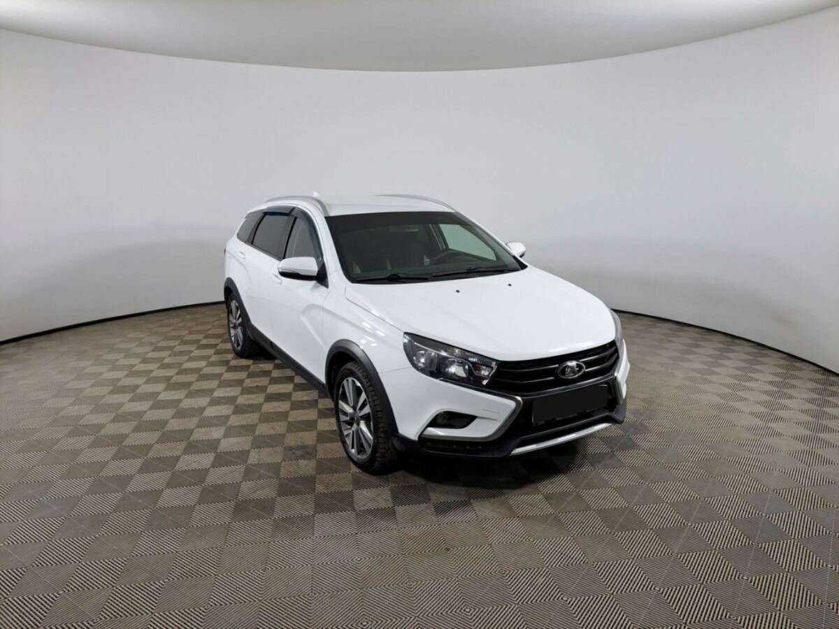 Lada (ВАЗ) Vesta б/у, 2018, Механическая. Фото: #2