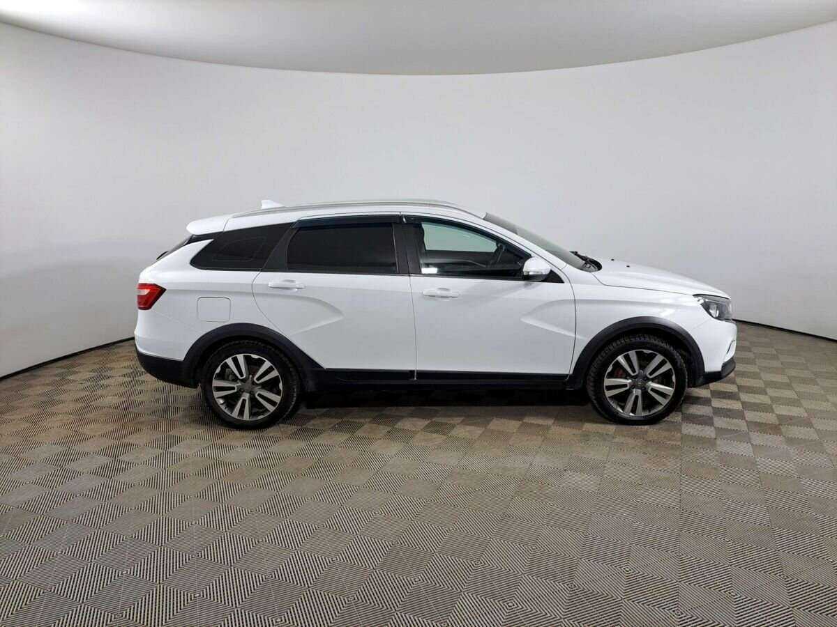 Lada (ВАЗ) Vesta б/у, 2018, Механическая. Фото: #3